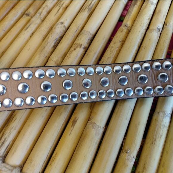 NWOT Black Suede Large Diamond Rhinestones Intricate Silver Embellished Buckle M - Picture 12 of 15